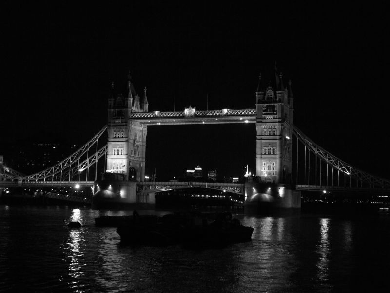tower_bridge4_gs.jpg